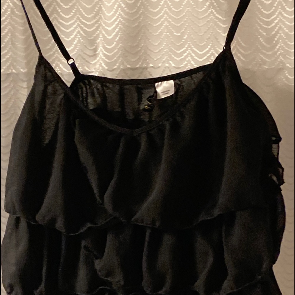 Sexy Divided black crepe layered crop top size 6